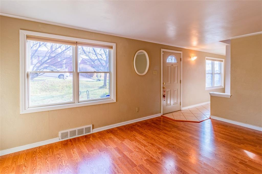 1810 Borland Road Pittsburgh, PA 15243 - Photo 5 of 25 Gallery Image 5