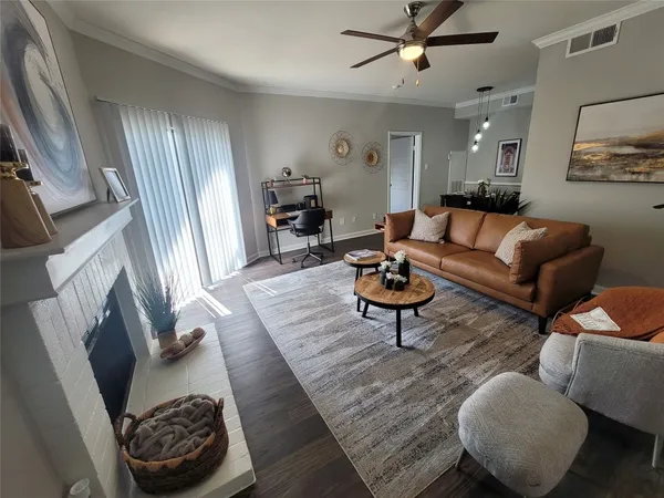 $1,080 | 7250 West Greens Road, Unit 901, Houston, TX 77064