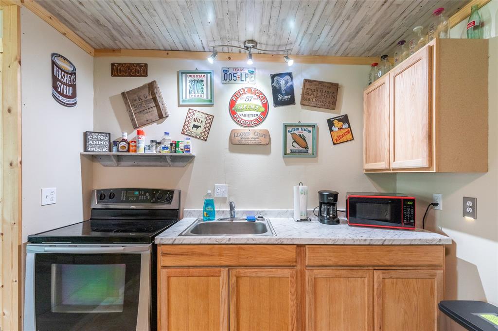 920 Gashouse Road Clyde, TX 79510 - Photo 13 of 25