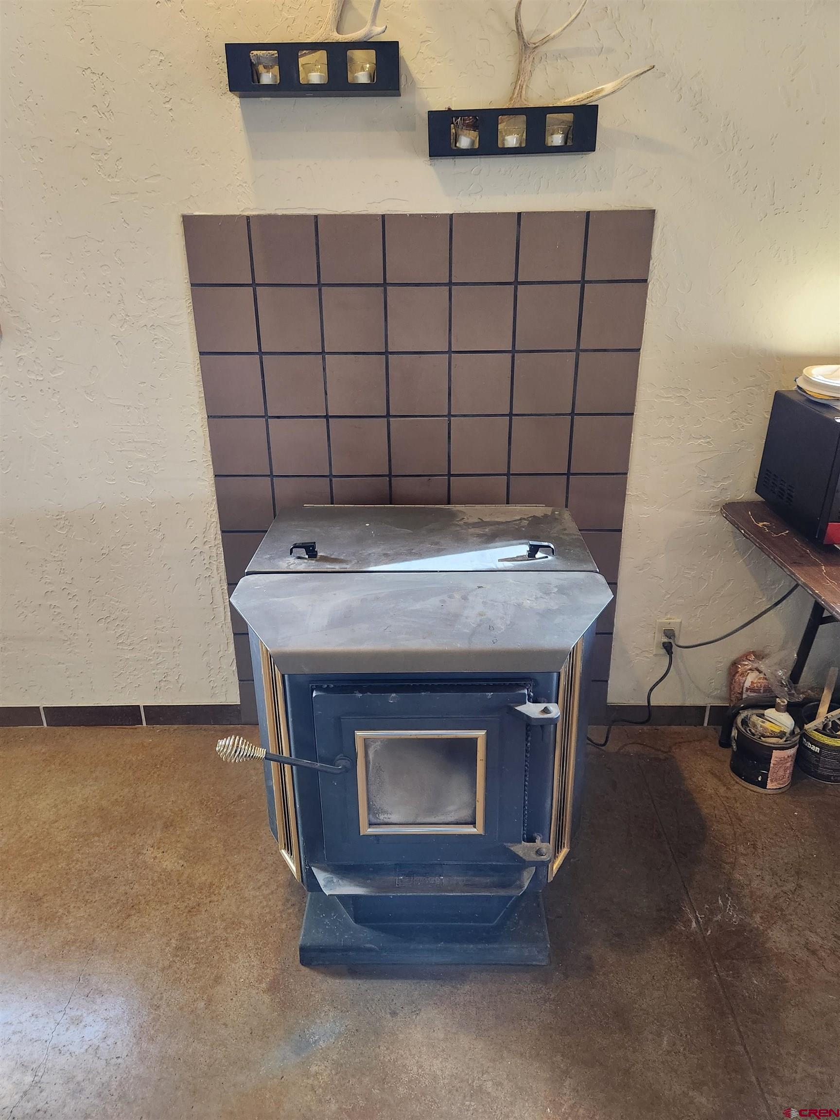 1935 Henderson Road Monte Vista, CO 81144 - Photo 17 of 23 a utility room with dryer and washer
