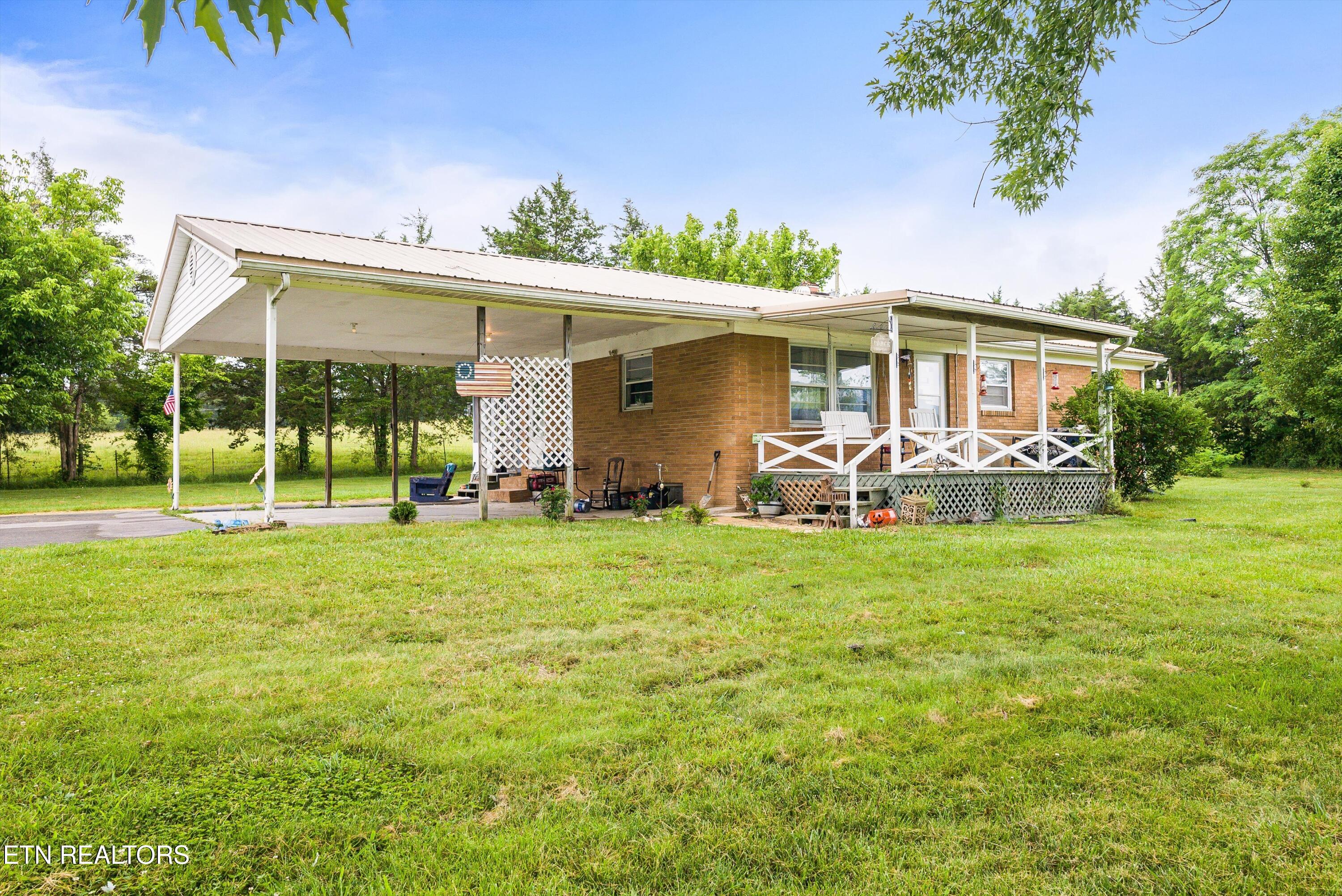 120 Bolinger Road Speedwell, TN 37870 - Photo 9 of 58 11-120BolingerRd-11