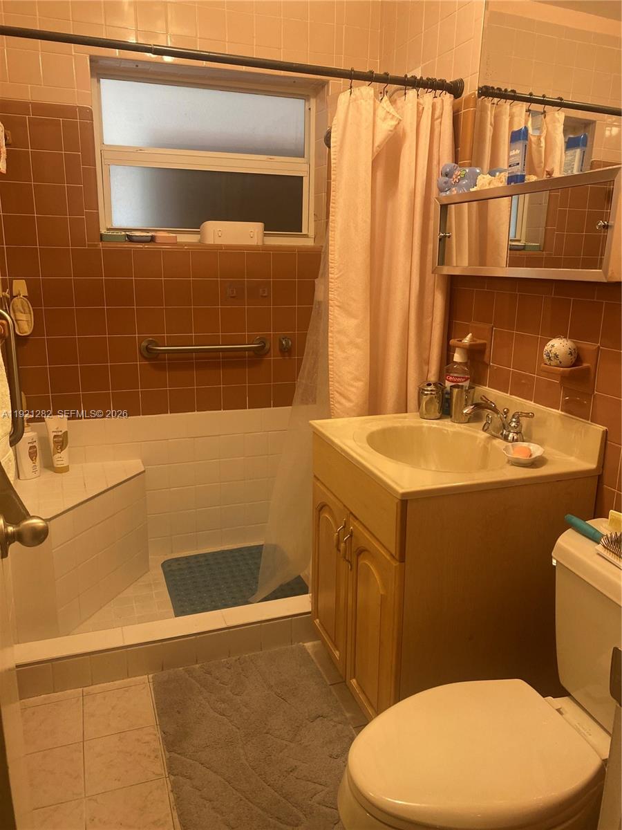 5600 Southwest 112th Court Miami, FL 33165 - Photo 16 of 24