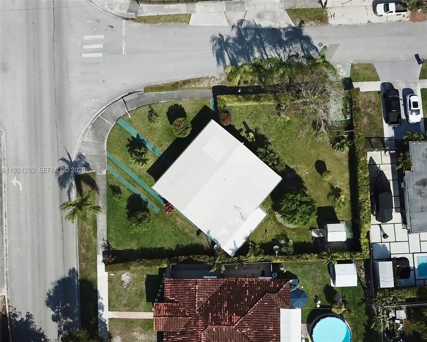 5600 Southwest 112th Court Miami, FL 33165 - Photo 6 of 24