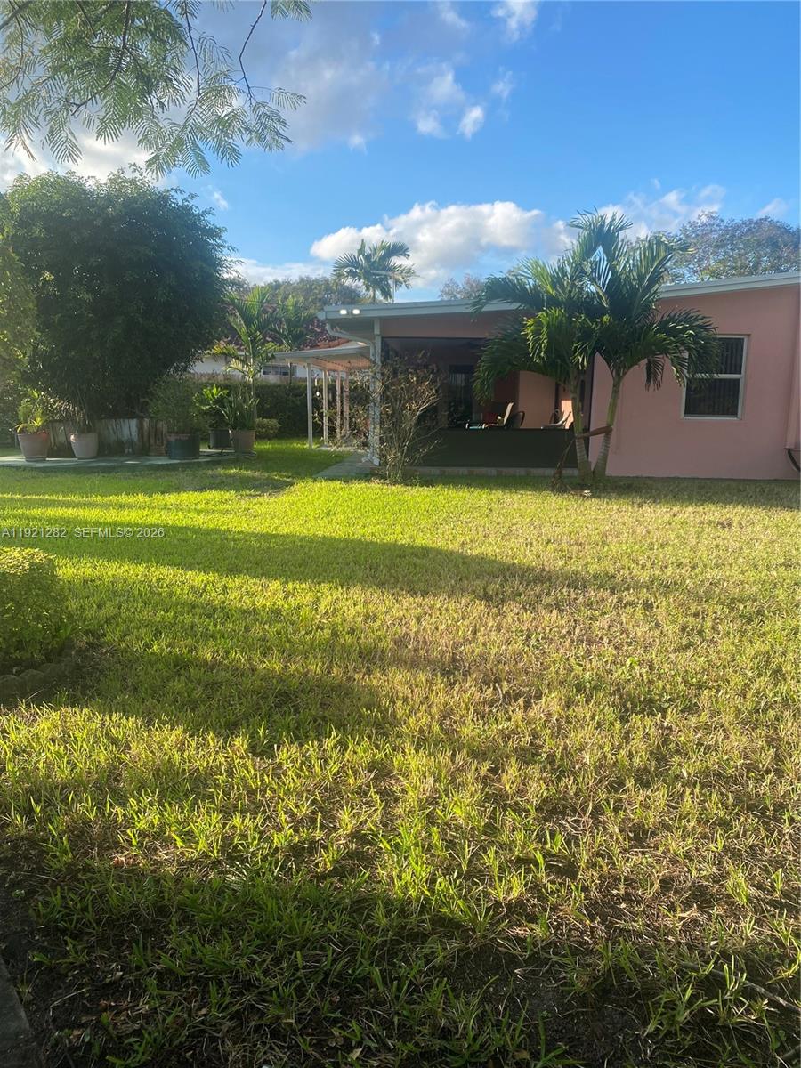 5600 Southwest 112th Court Miami, FL 33165 - Photo 8 of 24