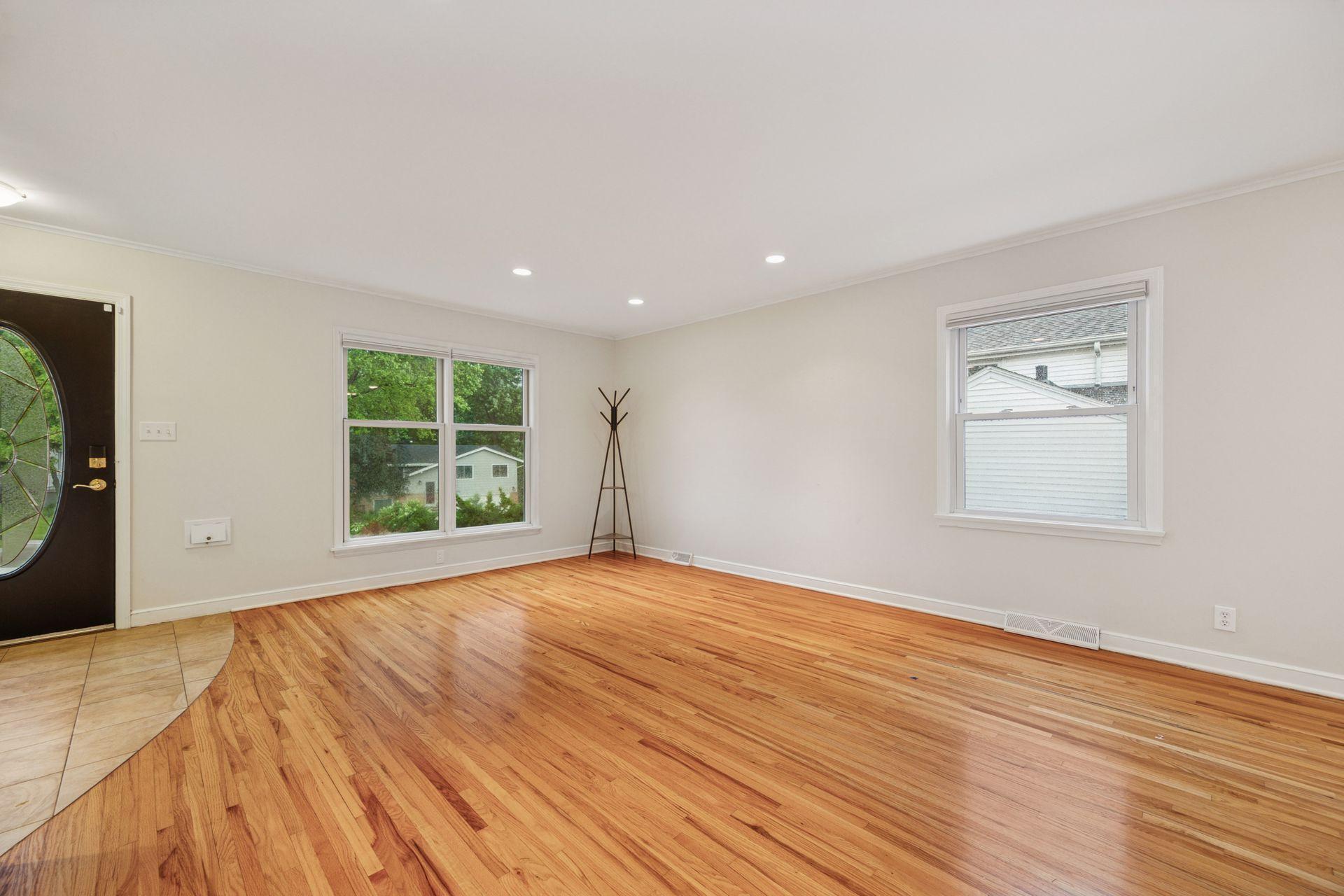 4016 Kipling Avenue Edina, MN 55416 - Photo 3 of 38