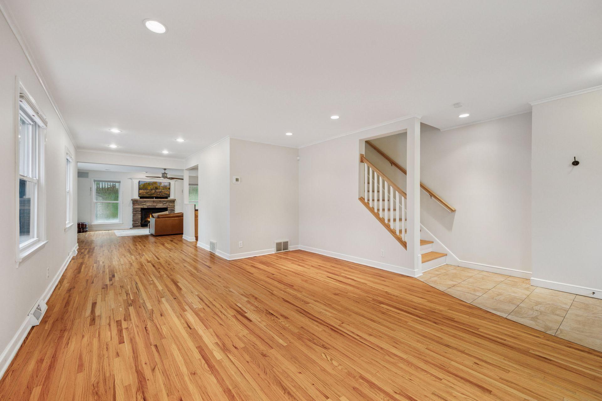 4016 Kipling Avenue Edina, MN 55416 - Photo 5 of 38