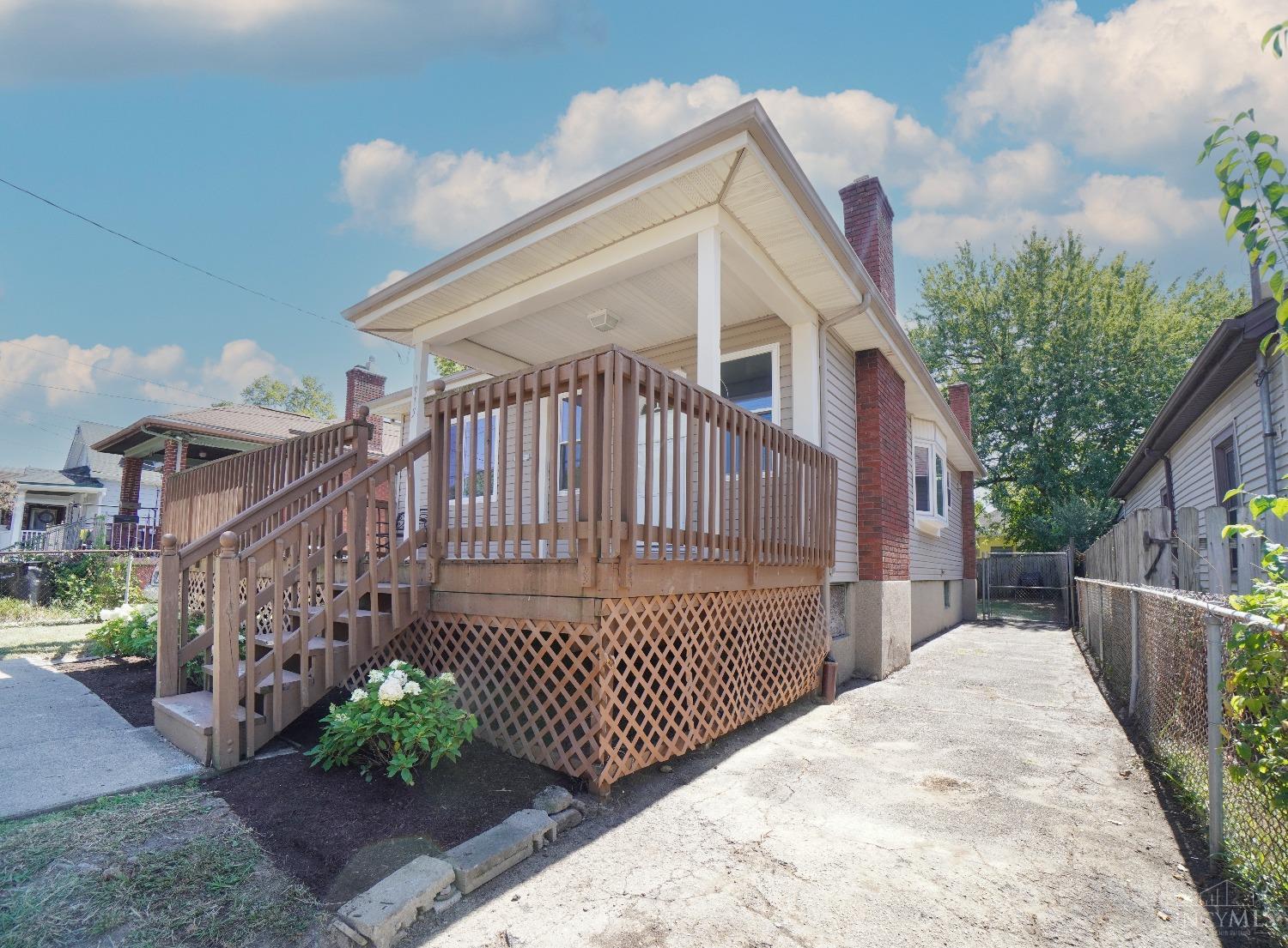 1915 Dale Road Cincinnati, OH 45237 - Photo 30 of 31