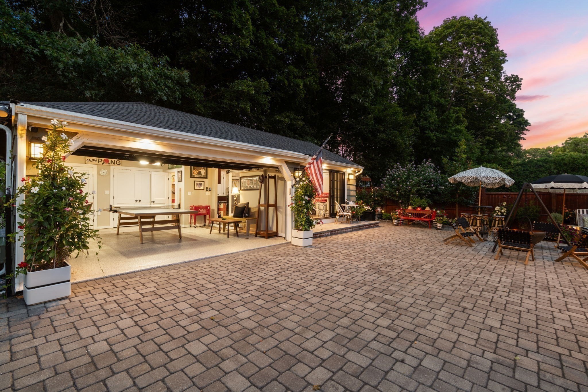 22 Windsor Road Milton, MA 02186 - Photo 11 of 41 Gallery Image 11