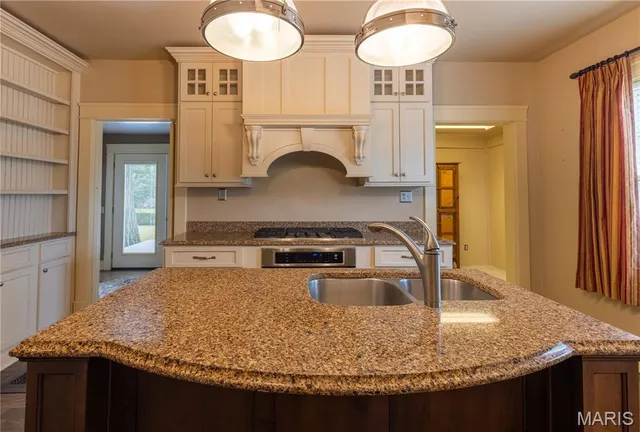 $275,000 | 511 South Kingshighway, Sikeston, MO 63801