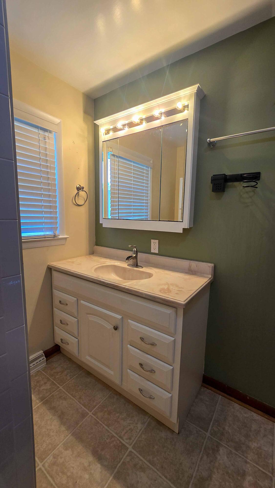 6038 Thornrose Road Roanoke, VA 24012 - Photo 56 of 68 6038 Thornrose-56