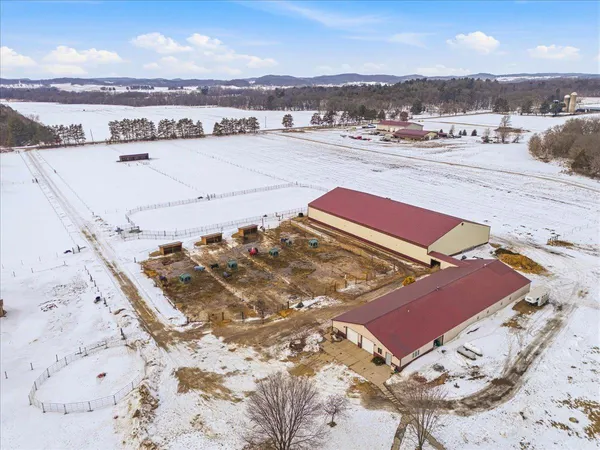 $949,000 | N2508 730th Street, Menomonie, WI 54751