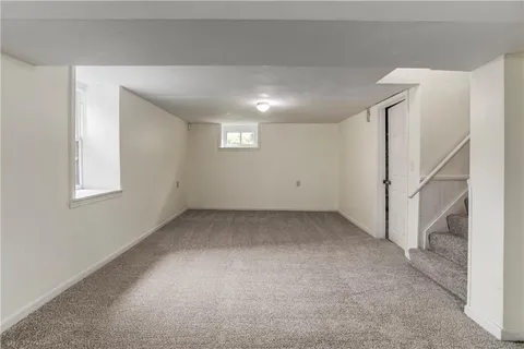$425,000 | 200 East 73rd Terrace, Kansas City, MO 64114