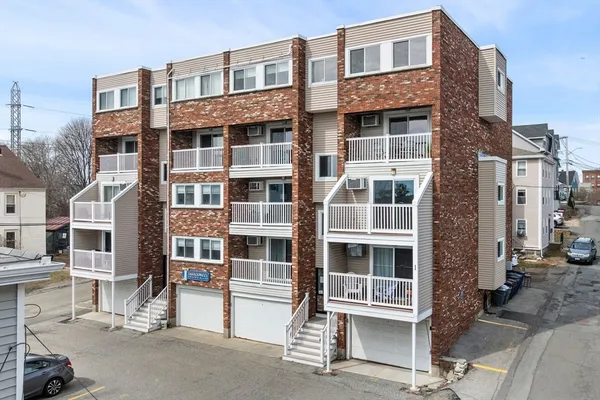 $499,000 | 12 Cox Court, Unit PHA, Beverly, MA 01915