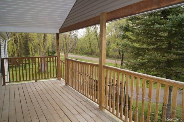 1598 Hendrie Road Metamora, MI 48455 - Photo 13 of 16 DSC00850.JPG