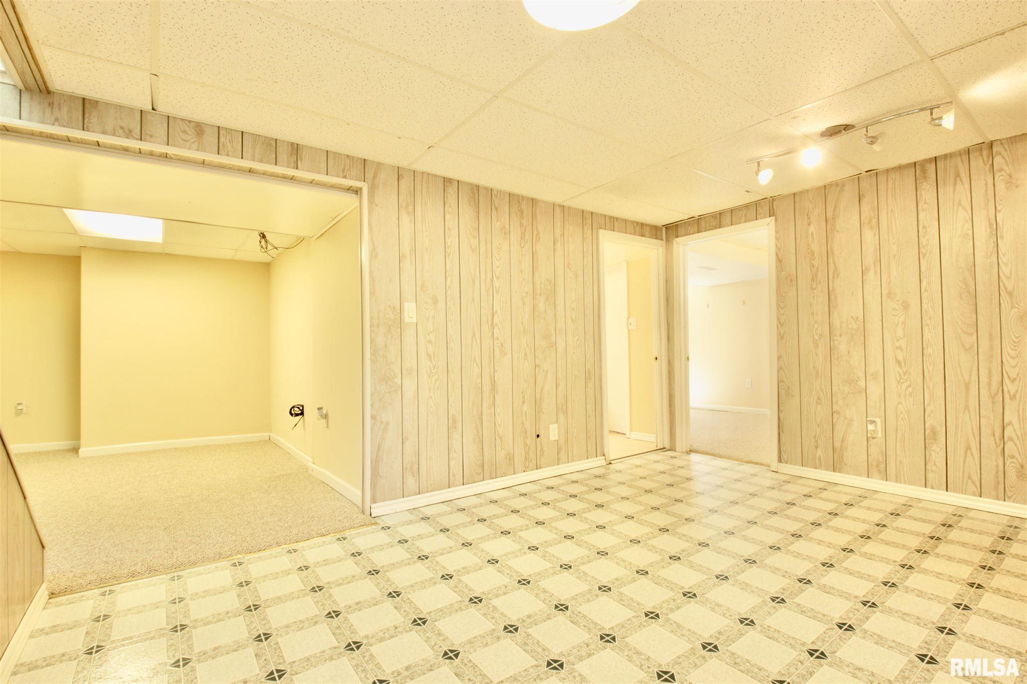 405 Devonshire Road Washington, IL 61571 - Photo 26 of 36 Gallery Image 26
