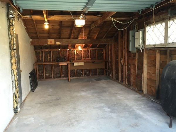 6 Blackthorne Road Framingham, MA 01701 - Photo 12 of 14 Gallery Image 12