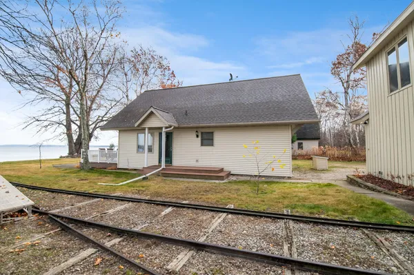 $895,000 | 4126 Sand Bay Point Road, Sturgeon Bay, WI 54235