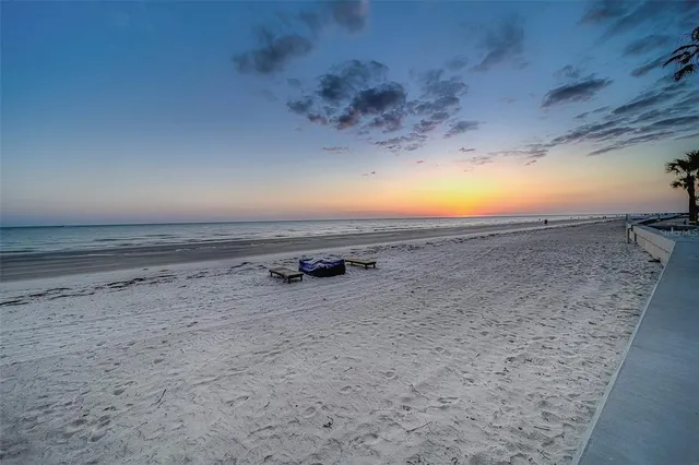 $9,500 | 16700 Gulf Boulevard, Unit 423, North Redington Beach, FL 33708