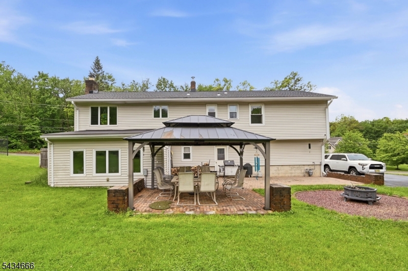18 Reger Road Succasunna, NJ 07876 - Photo 25 of 34