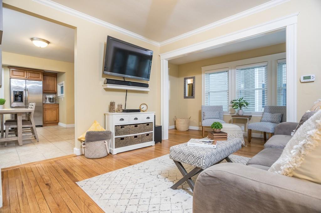 260 College Farm Road Waltham, MA 02451 - Photo 5 of 41 Gallery Image 5