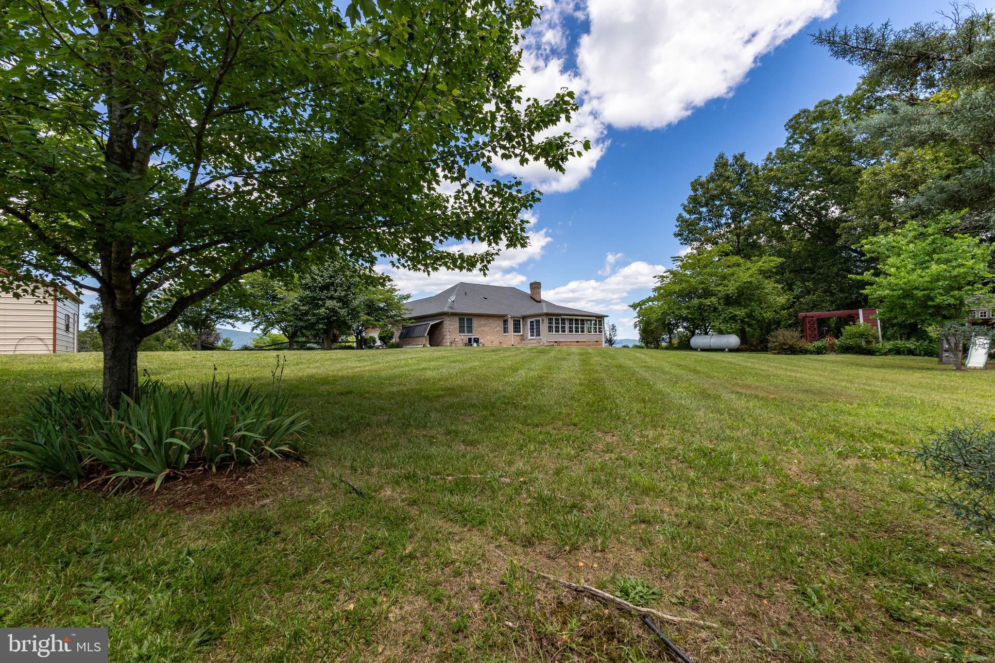 825 Parkview Estates Road Luray, VA 22835 - Photo 15 of 31