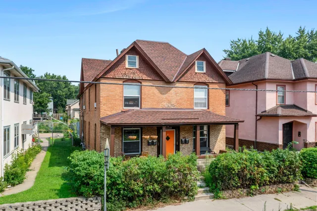 $764,900 | 1609 4th Street Northeast, Minneapolis, MN 55413