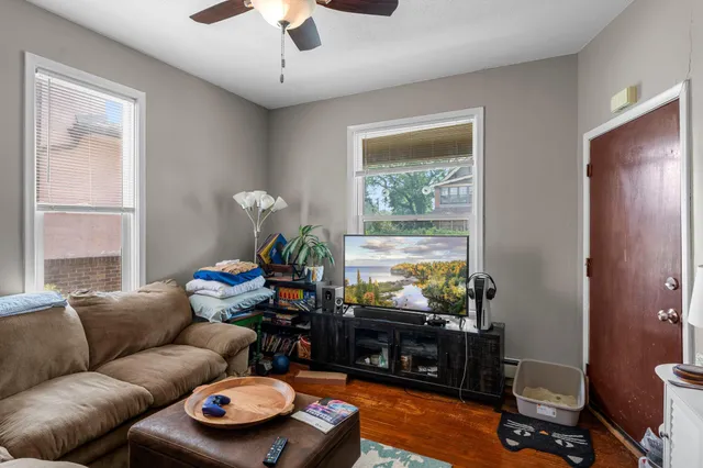 $764,900 | 1609 4th Street Northeast, Minneapolis, MN 55413