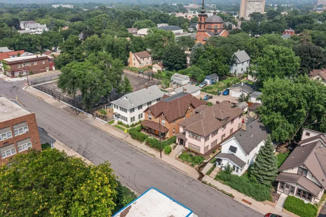 $764,900 | 1609 4th Street Northeast, Minneapolis, MN 55413