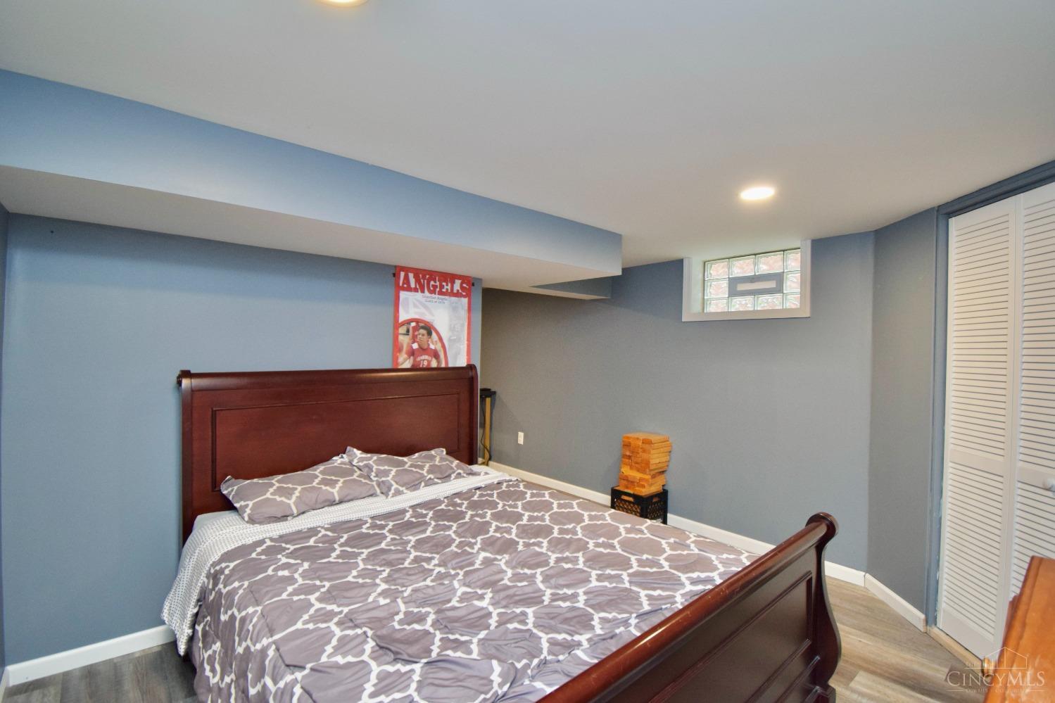 1043 West Galbraith Road Cincinnati, OH 45224 - Photo 24 of 30 Gallery Image 24