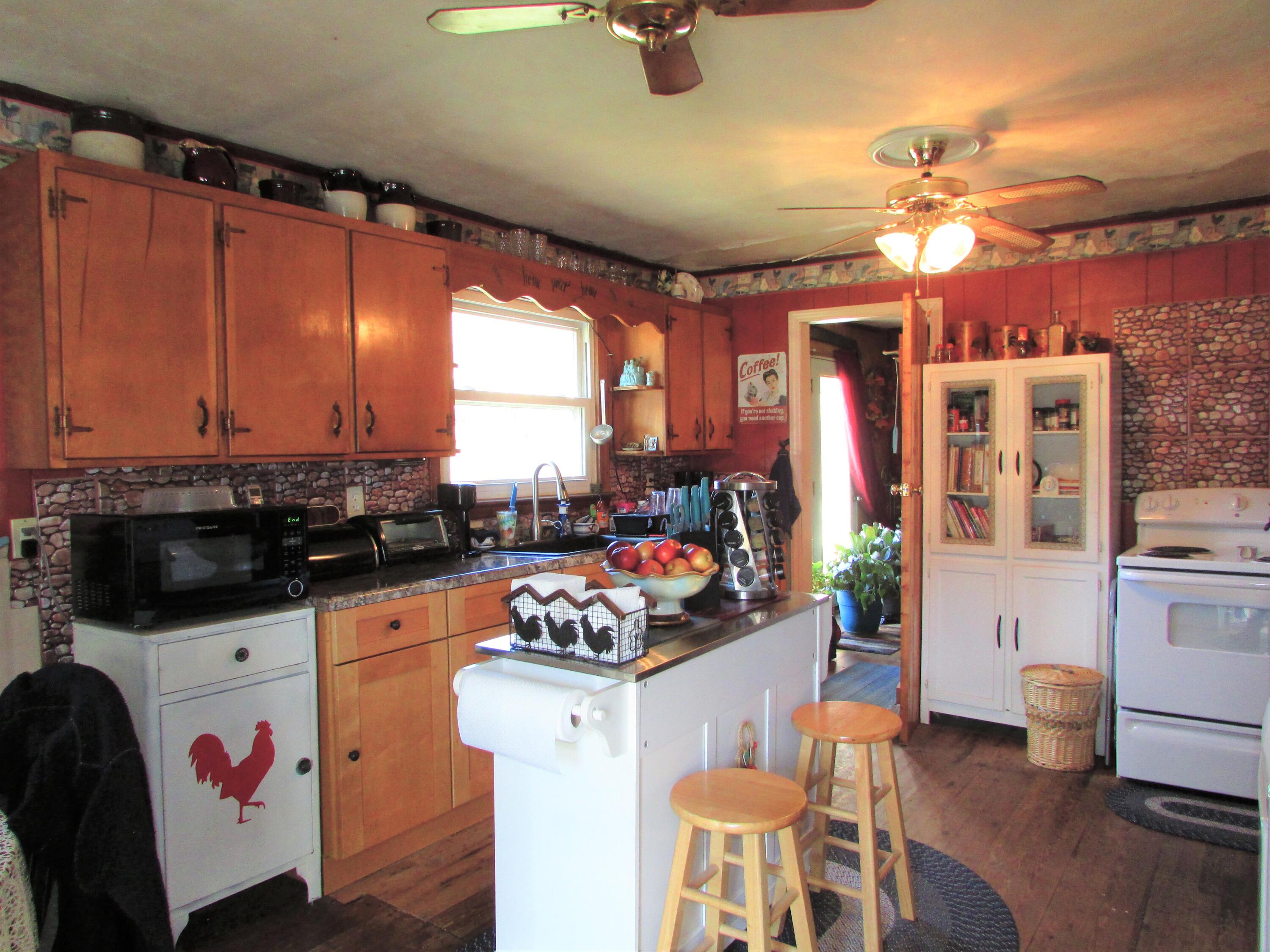 222 Muddy Branch Road Elizabethton, TN 37643 - Photo 8 of 27 222 muddy branch road elizabethton tn 37