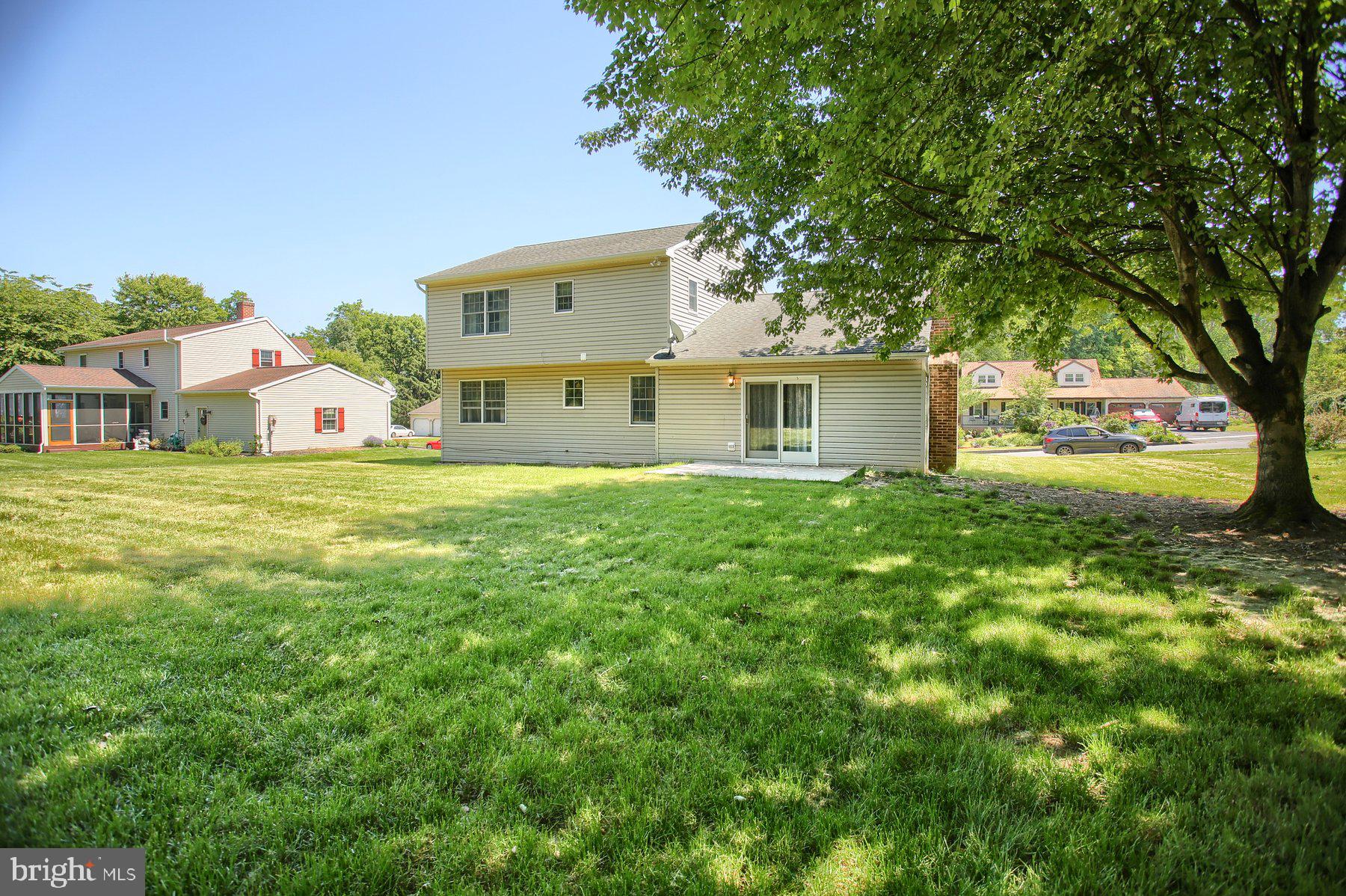 6352 Bennington Road Mechanicsburg, PA 17050 - Photo 5 of 17 Yard