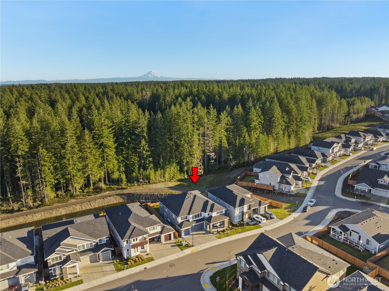 5661 Great Gln Road Southwest Port Orchard, WA 98367 - Photo 35 of 40 a view of a balcony with chairs