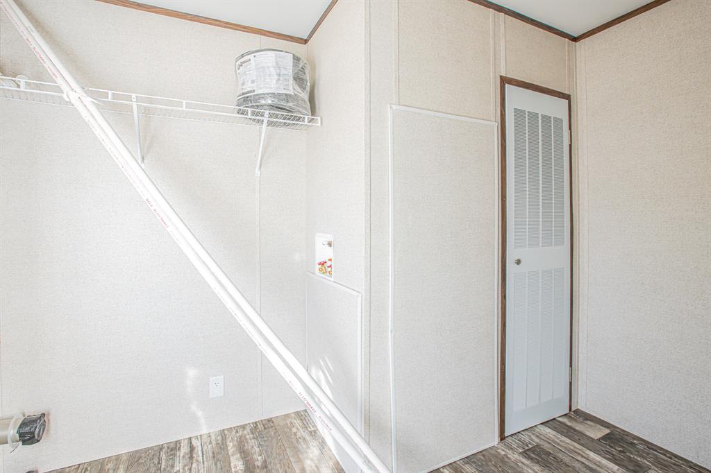 101 Kelly Court Azle, TX 76020 - Photo 13 of 30