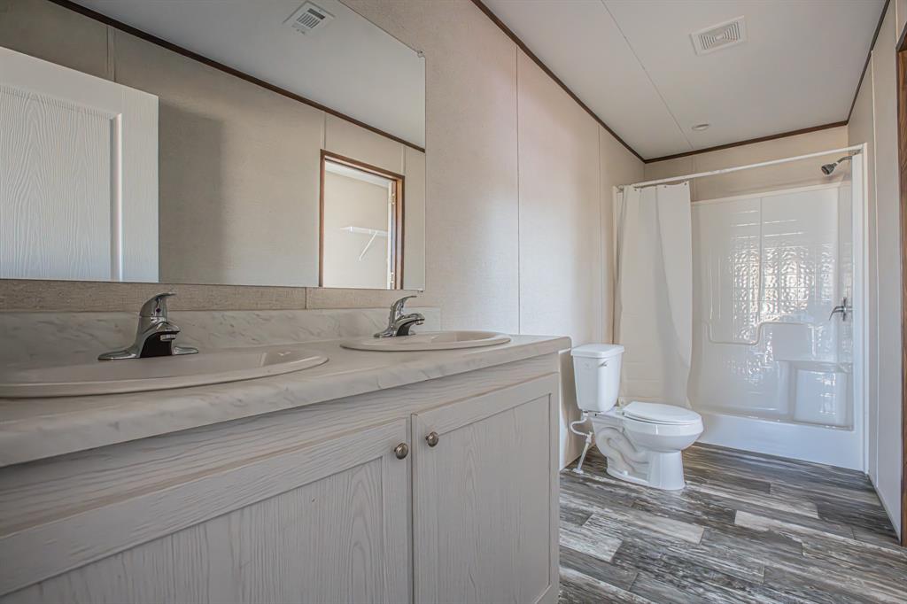 101 Kelly Court Azle, TX 76020 - Photo 16 of 30