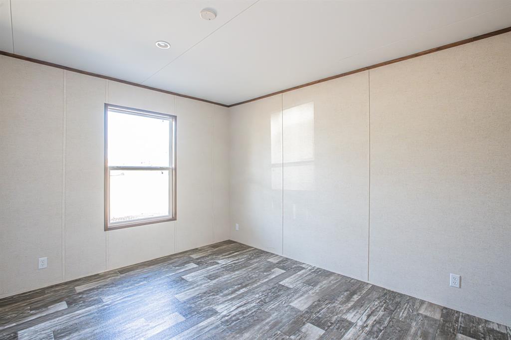 101 Kelly Court Azle, TX 76020 - Photo 18 of 30