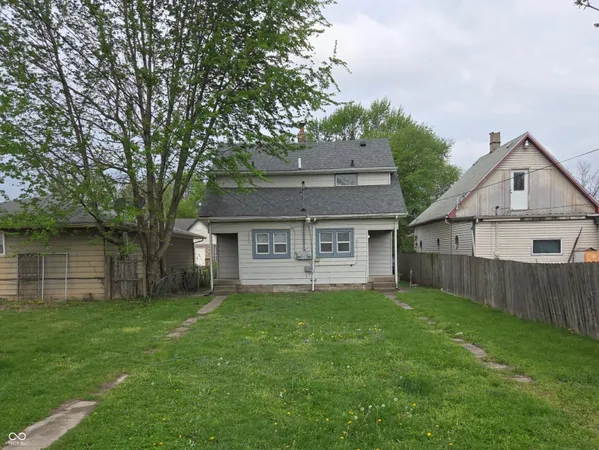 $1,025 | 1339 West Lee Street, Indianapolis, IN 46221