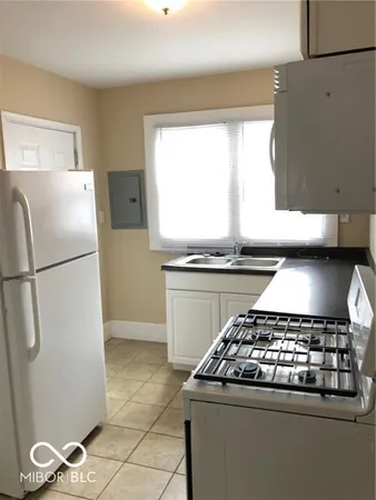 $1,025 | 1339 West Lee Street, Indianapolis, IN 46221