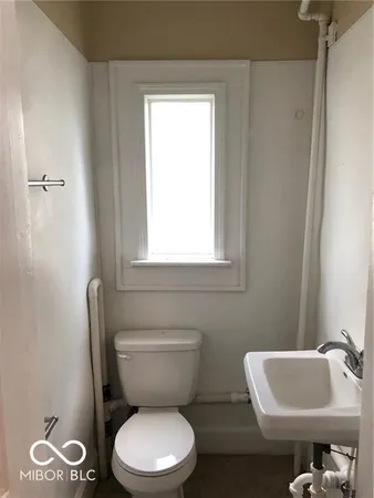 $1,025 | 1339 West Lee Street, Indianapolis, IN 46221