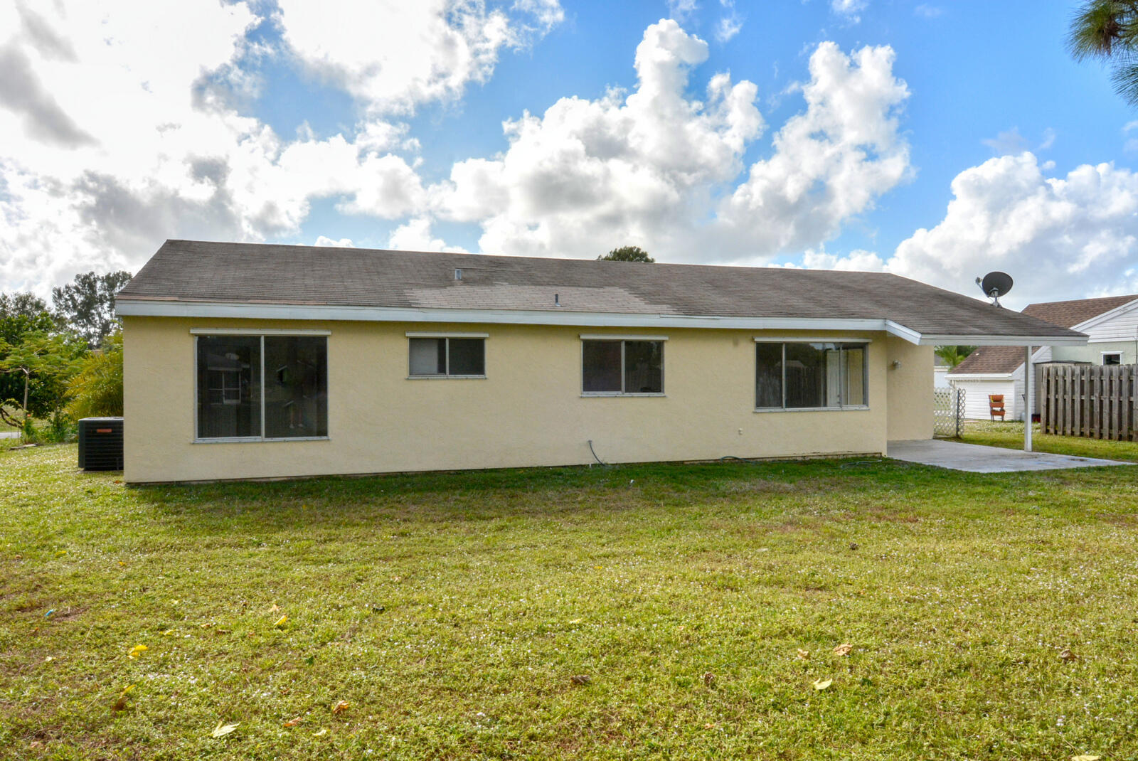 382 Southwest Kentwood Road Port St. Lucie, FL 34953 - Photo 35 of 40 DSC_1911A