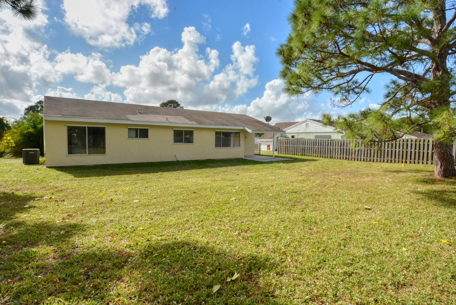 382 Southwest Kentwood Road Port St. Lucie, FL 34953 - Photo 37 of 40 DSC_1914A
