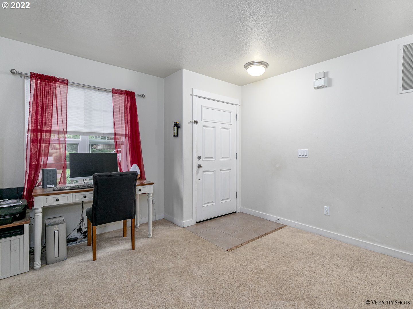 37750 Hamilton Ridge Drive Sandy, OR 97055 - Photo 5 of 32 Gallery Image 5