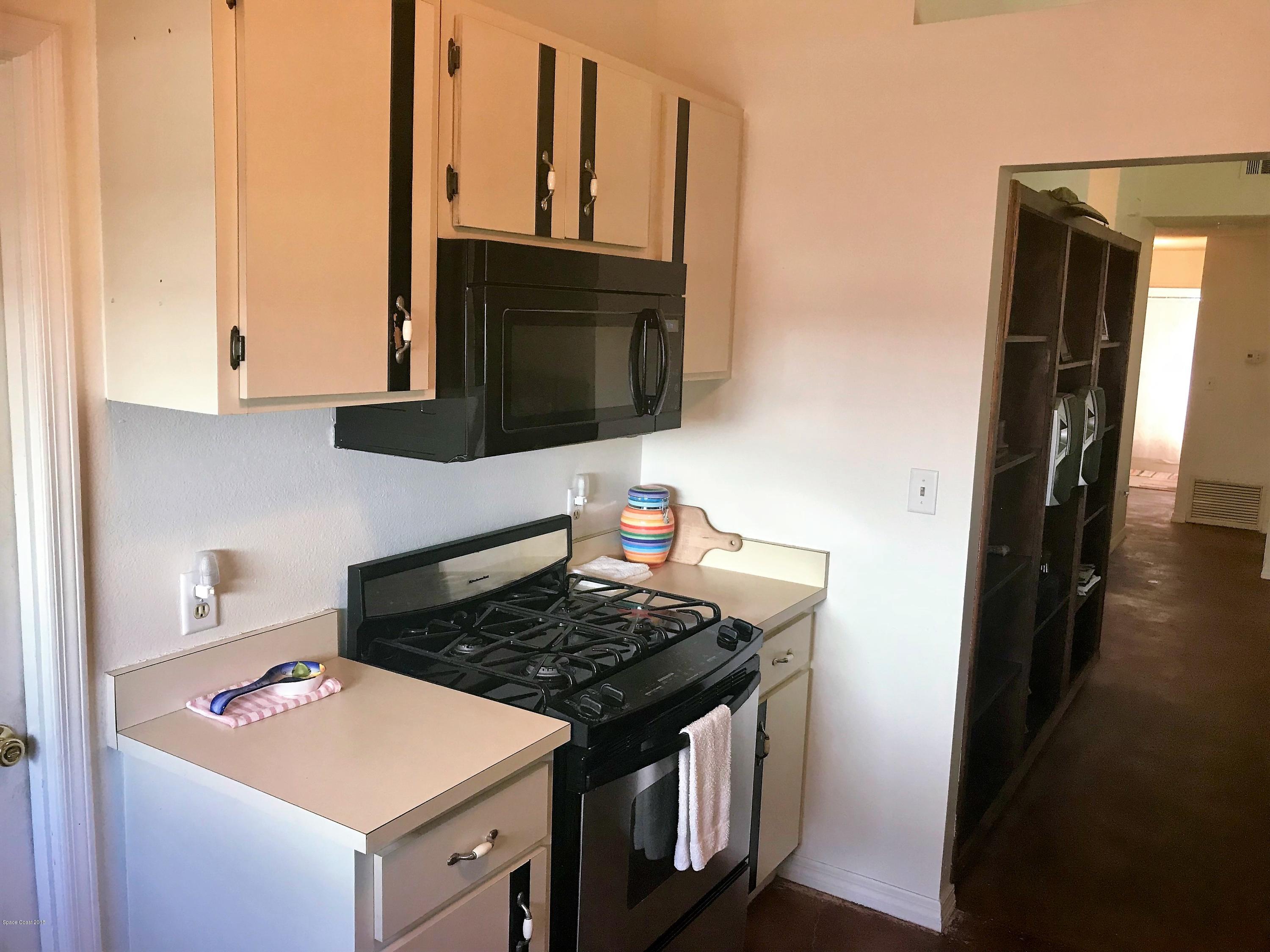 3740 Ranger Street Titusville, FL 32796 - Photo 12 of 19 Kitchen