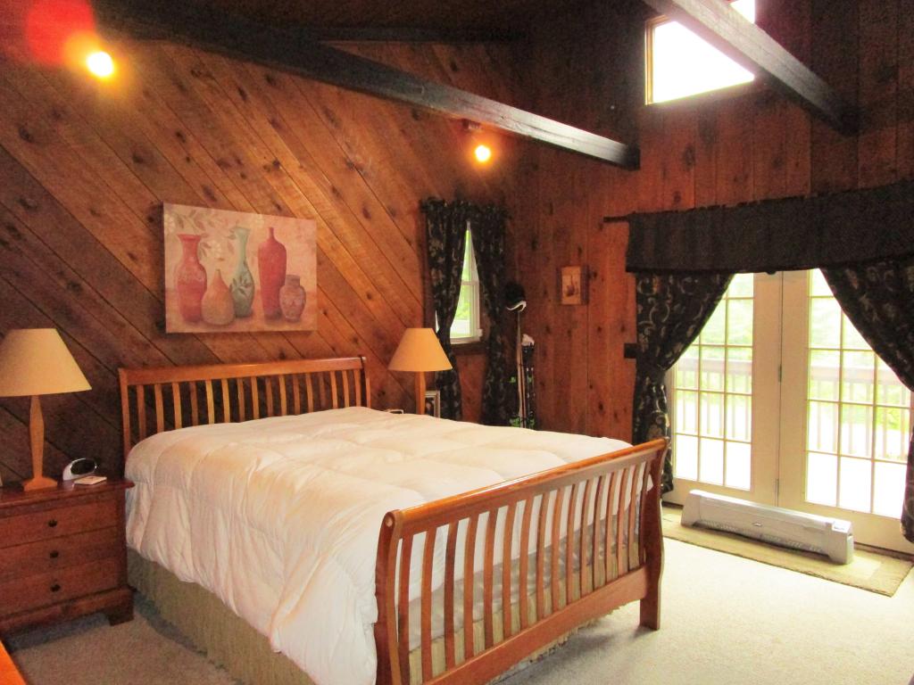 55 Sycamore Road Woodford, VT 05201 - Photo 14 of 36 Gallery Image 14