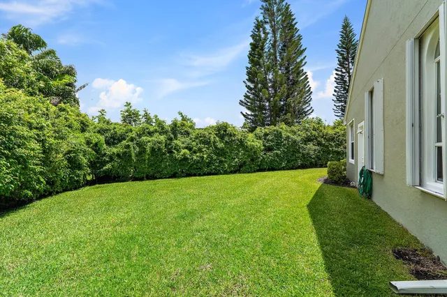 $989,500 | 8726 Southeast Riverfront Terrace, Jupiter, FL 33469