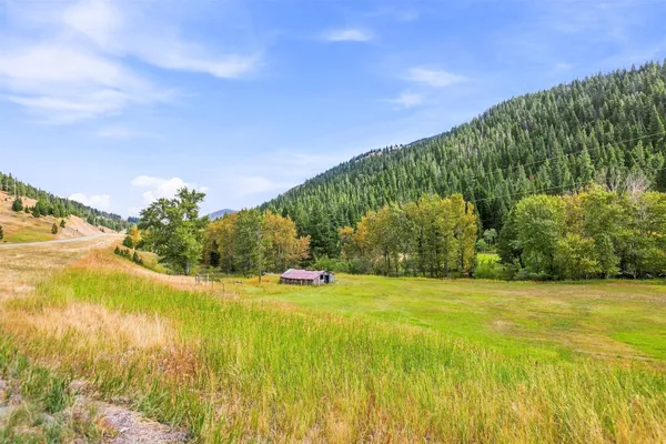 $175,000 | 200 Wolf Creek, Wolf Creek, MT 59648