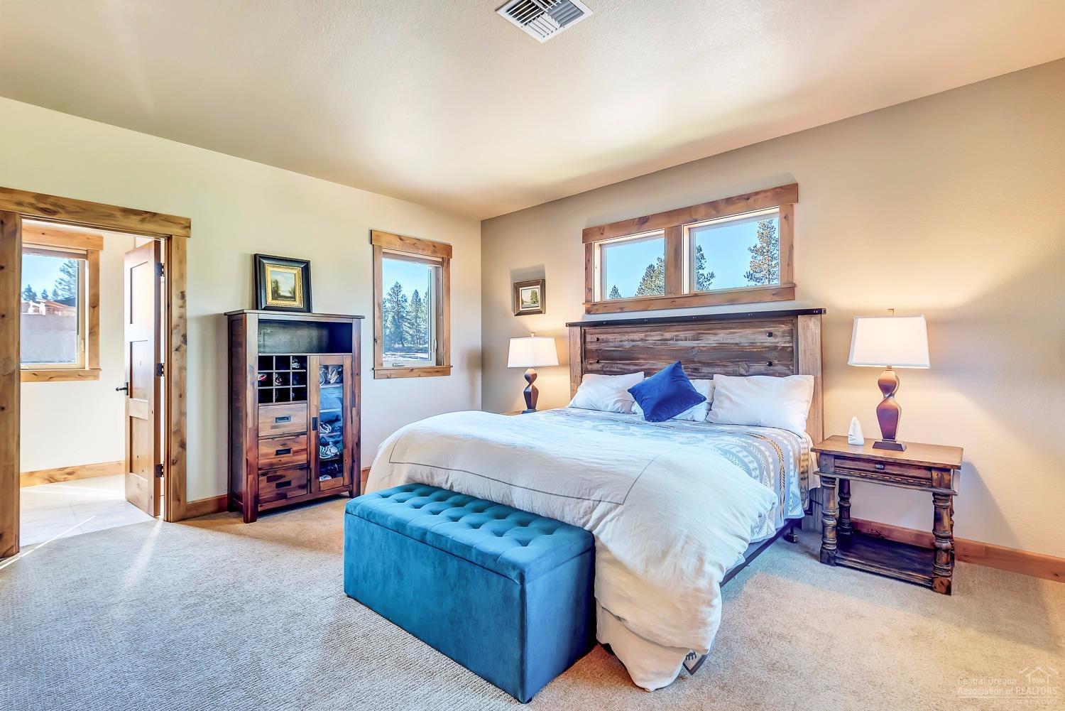 60510 Snap Shot Loop Bend, OR 97702 - Photo 17 of 25 Additional Photo