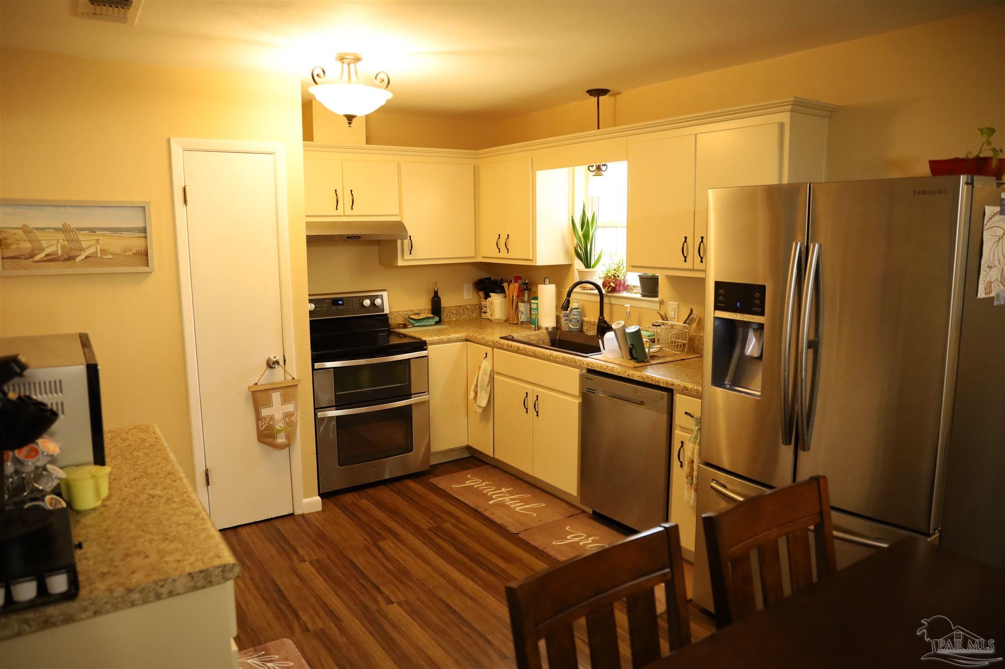 3430 Gardenview Road Pace, FL 32571 - Photo 6 of 27