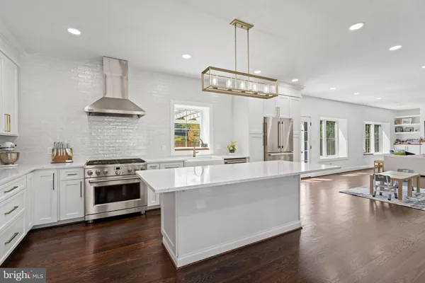 $6,700 | 6202 Massachusetts Avenue, Bethesda, MD 20816