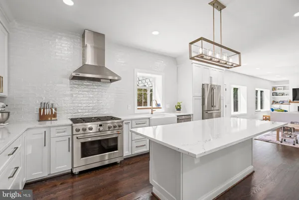 $6,700 | 6202 Massachusetts Avenue, Bethesda, MD 20816