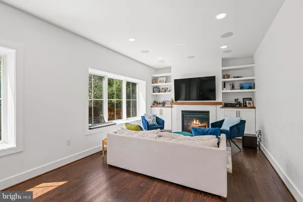 $6,700 | 6202 Massachusetts Avenue, Bethesda, MD 20816